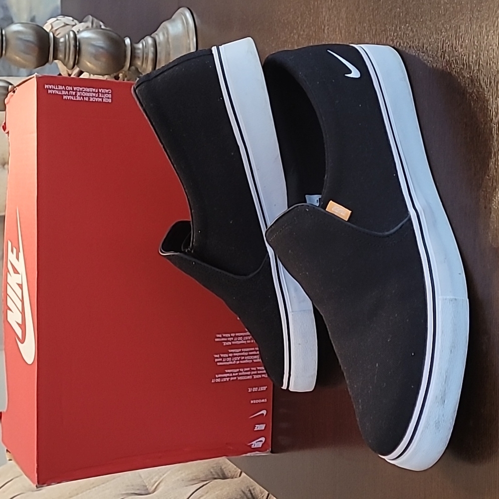 Nike boat shoe